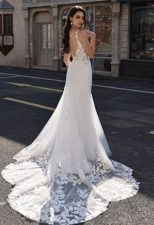 Fine Touch Bridal Gowns | Elegant & Refined Wedding Dresses | Full Moon  Bridal Couture