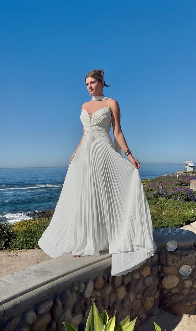 strapless open back dress Zapaka Women Off The Shoulder Graduation Dress A Line Ruffled Pleated Little White Dress, Daffodil / US16W main image 0